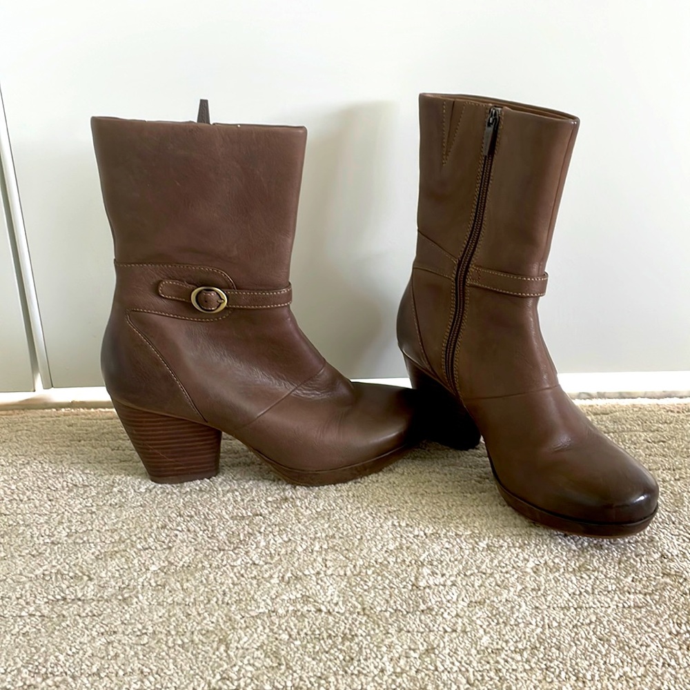 Dansko brown boots